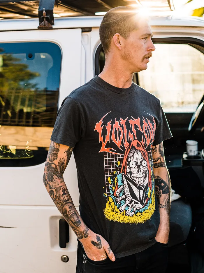 Volcom TShirts and Tanks Skate Vitals Crypt Ripper Short Sleeve Tee 8211 Black Black 8211 Mens Volcom TShirts and Tanks Skate Vitals Crypt Ripper Short Sleeve Tee 8211 Black Black 8211 Mens
