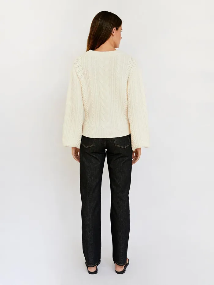 Women Anna Quan 8211 Lorena Cable Jumper In White Silence The UNDONE Knitwear