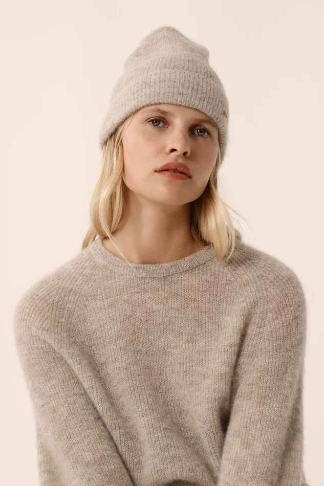Women Beanie Hat Calin Granite Bonnet Super Mohair Gris Chin Des Petits Hauts Scarves and Beanies