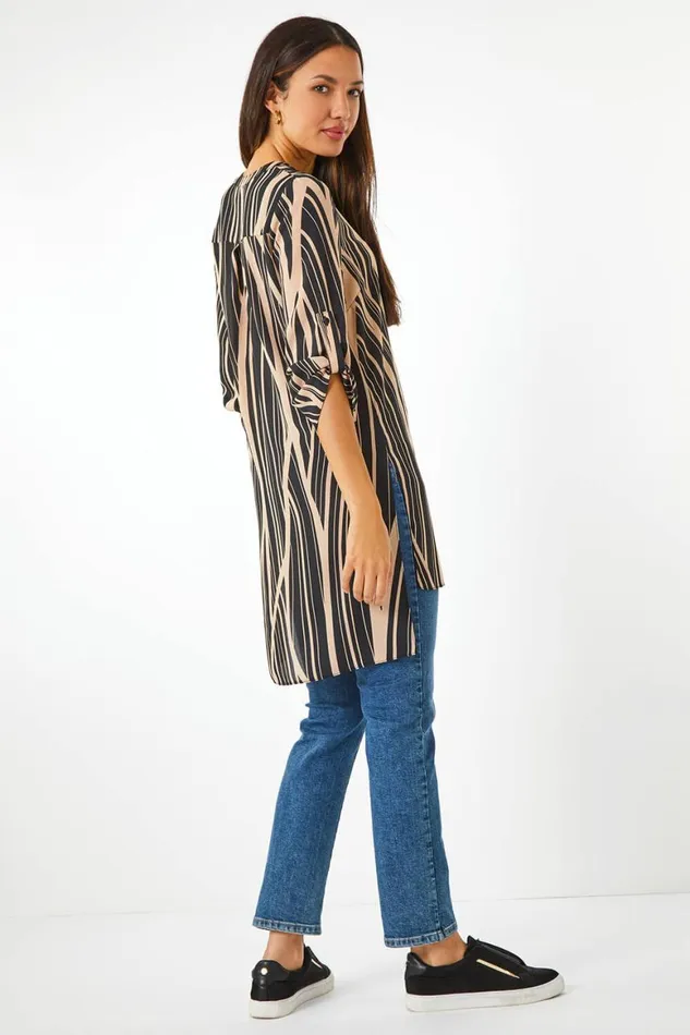 Women Black Abstract Print Longline Blouse Roman Tops