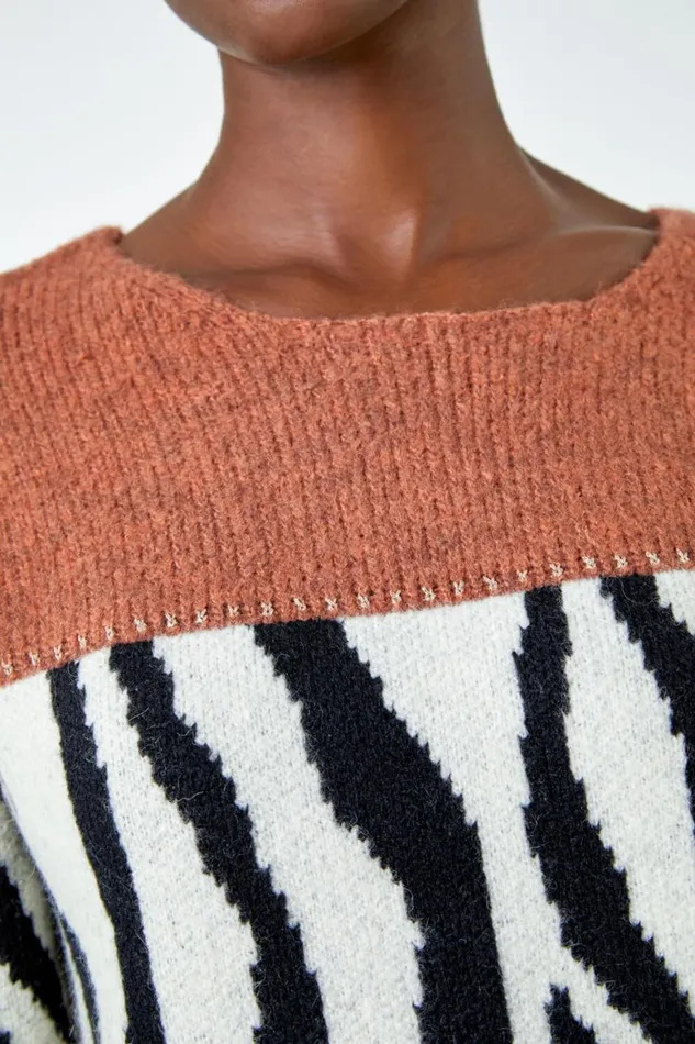 Women Black Animal Colour Block Jumper Roman Knitwear