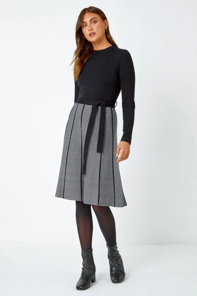 Women Black Chevron Print Belted Jumper Dress Roman Dresses