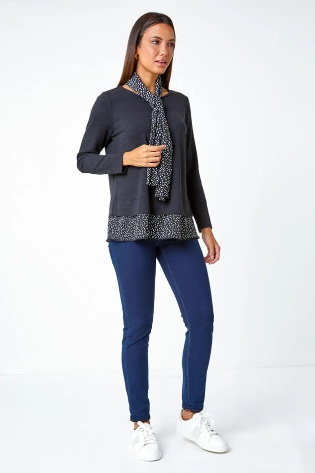 Women Black Contrast Plisse Hem Stretch Top and Scarf Roman Tops