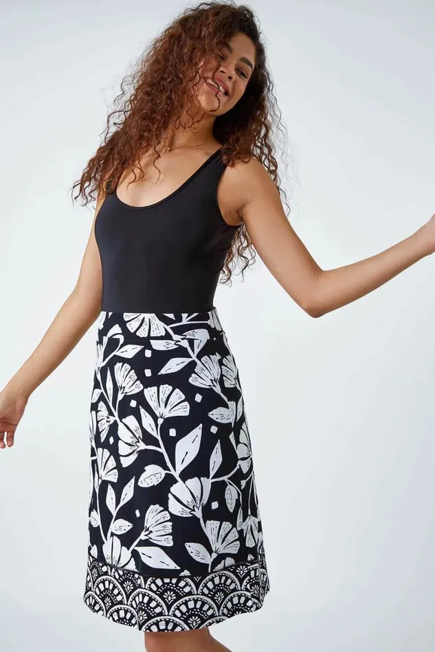Women Black Cotton Blend Floral Elastic Waist Skirt Roman Skirts