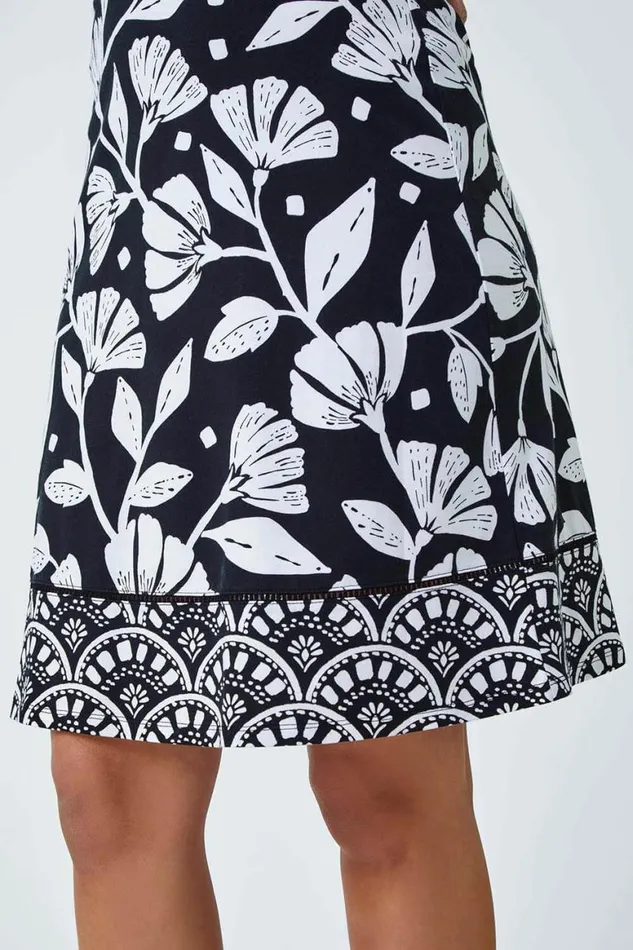 Women Black Cotton Blend Floral Elastic Waist Skirt Roman Skirts