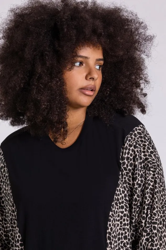 Women Black Curve Animal Print Long Sleeve Top Roman Tops
