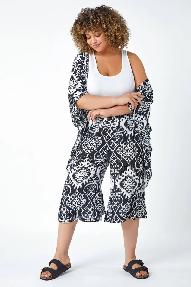 Women Black Curve Aztec Print Crinkle Cropped Culottes Roman Trousers