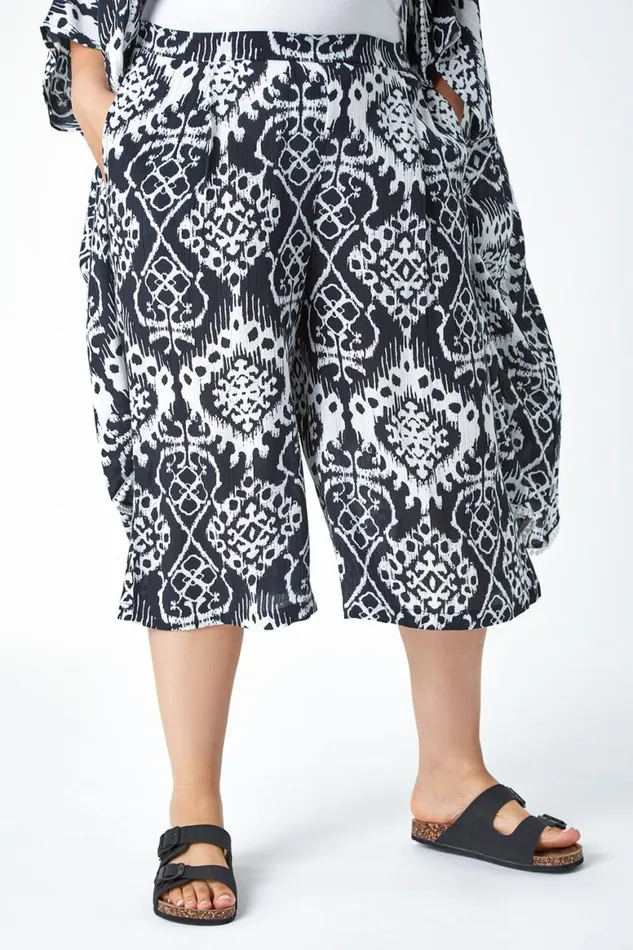 Women Black Curve Aztec Print Crinkle Cropped Culottes Roman Trousers