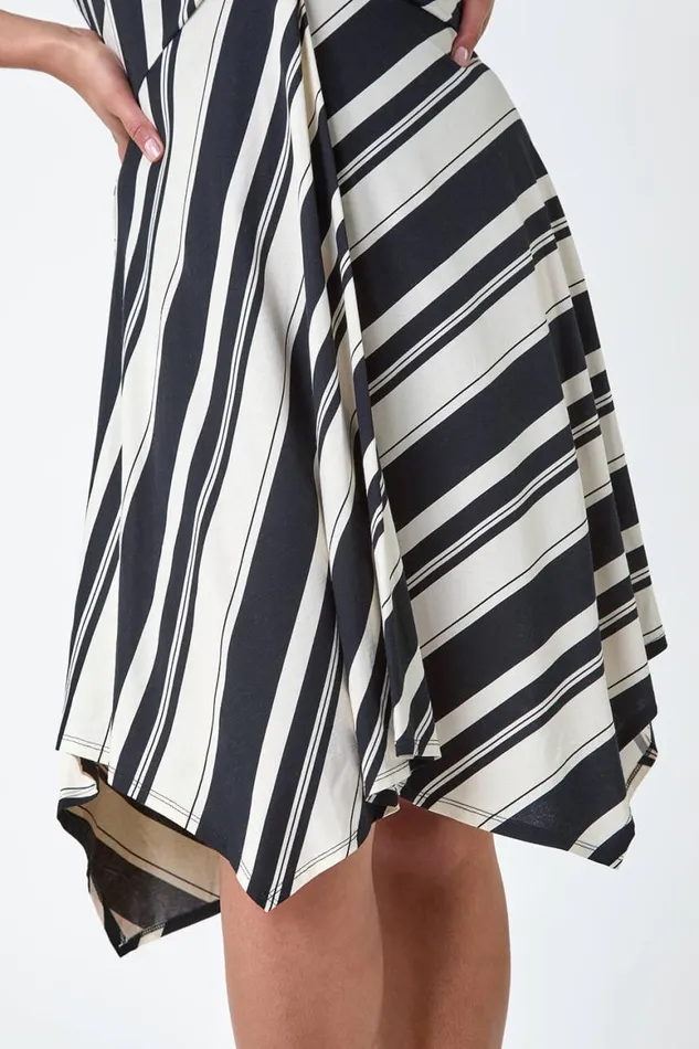 Women Black Curve Stripe Print Twist Front Dress Roman Dresses