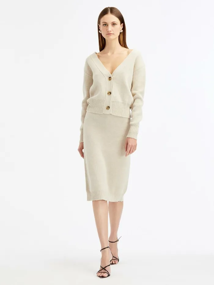 Women Blouses and Knits Oscar De La Renta Cashmere Boxy Cardigan Beige Women Blouses and Knits Oscar De La Renta Cashmere Boxy Cardigan Beige