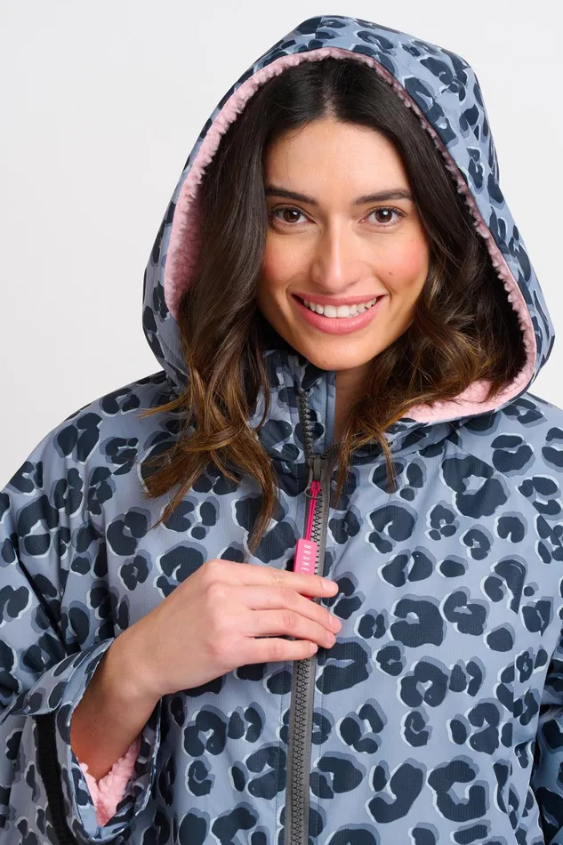 Women Brakeburn Coats And Jackets Grey Leopard Chinook Water Resistant Changing Robe