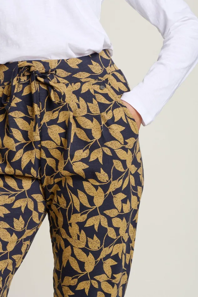 Women Brakeburn Trousers Skirts and Shorts Blue Charlotte Lounge Pants