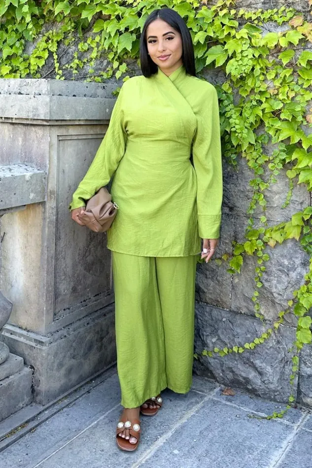Women Ensemble 2 Pices Blouse Pantalon Vert Nou Green Brentiny Paris Shirts and Blouses Women Ensemble 2 Pices Blouse Pantalon Vert Nou Green Brentiny Paris Shirts and Blouses