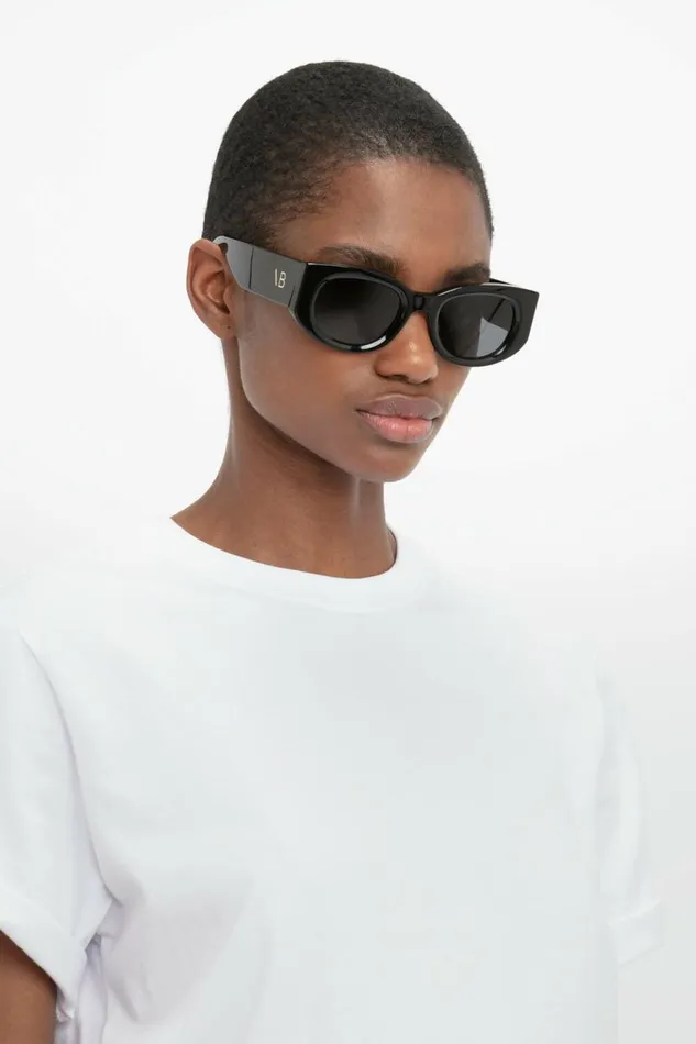 Women Eyewear Victoria Beckham Monogram Detail Sunglasses In Black
