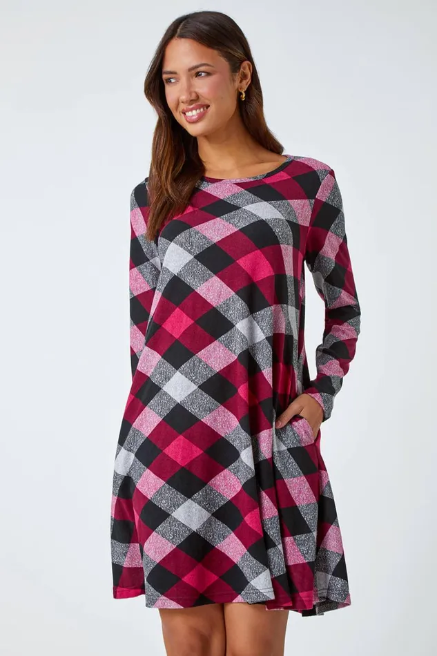 Women Fuchsia Check Print Swing Stretch Dress Roman Dresses
