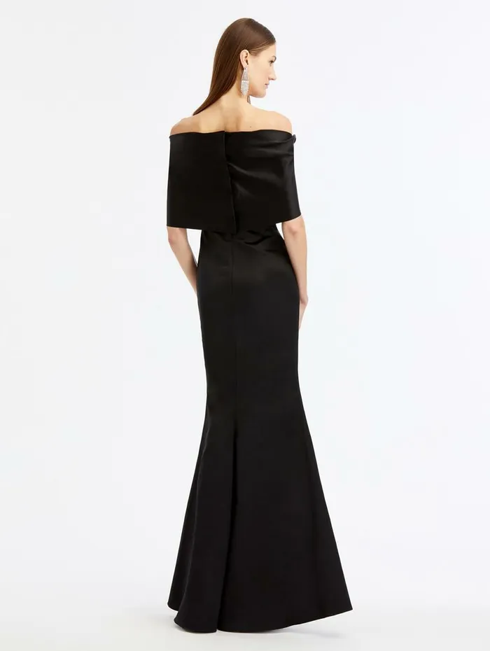 Women Gowns and Caftans Oscar De La Renta Off Shoulder Duchesse Satin Gown Black Women Gowns and Caftans Oscar De La Renta Off Shoulder Duchesse Satin Gown Black