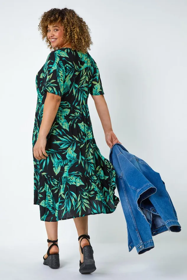 Women Green Curve Geometric Tiered Frill Midi Dress Roman Dresses