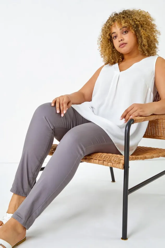 Women Grey Curve Stretch Denim Jegging Roman Trousers