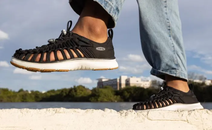 Women KEEN Casual UNEEK O3 BistreSafari Sandal Women KEEN Casual UNEEK O3 BistreSafari Sandal