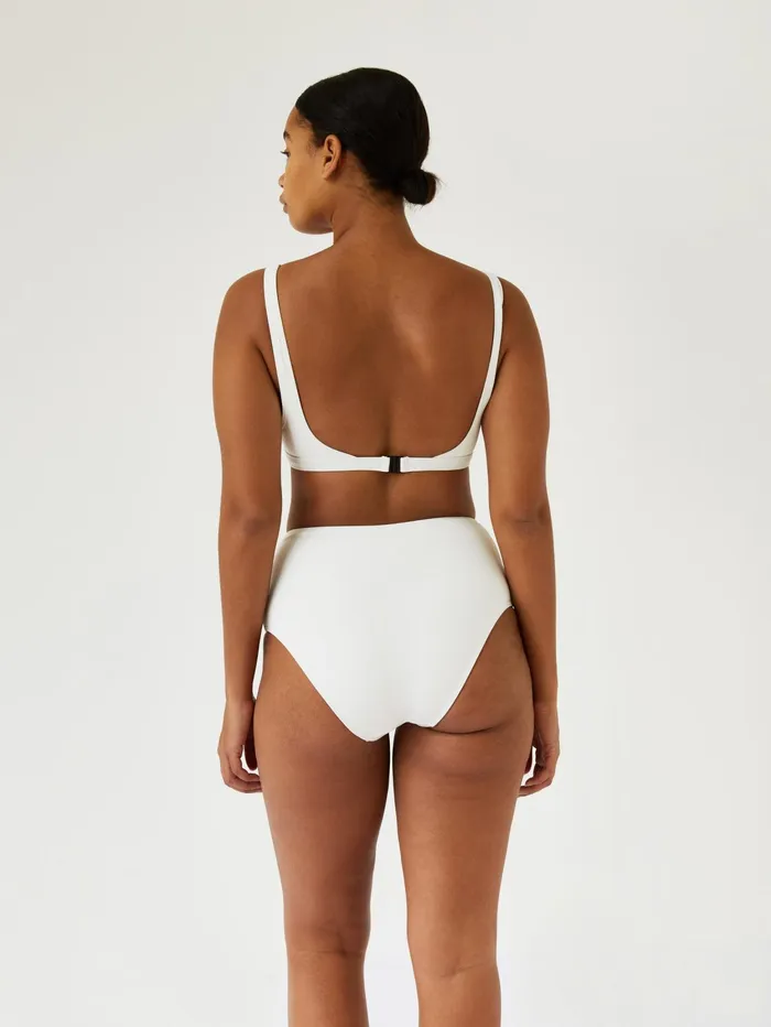 Women Matteau 8211 Nineties Crop Top In White The UNDONE Swimwear