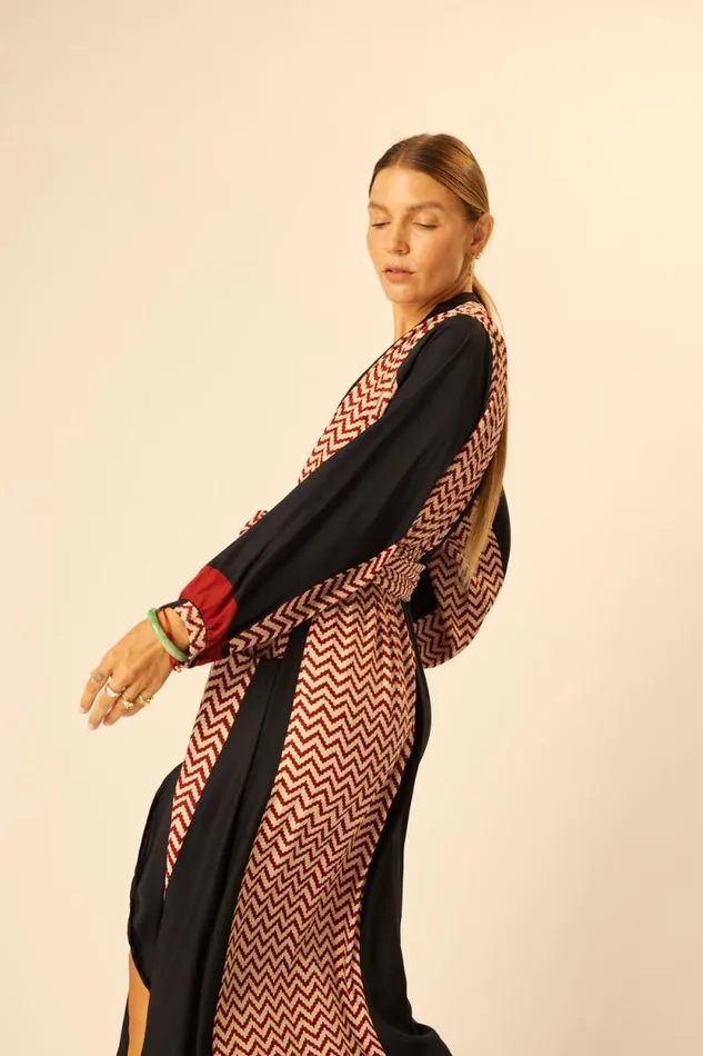 Women Natalie Martin Dresses Nico LS Maxi With Sash Block Zigzag Noire