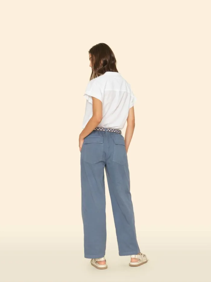 Women Pants and Jumpsuits Xirena Blue Storm Morleigh Twill Pant