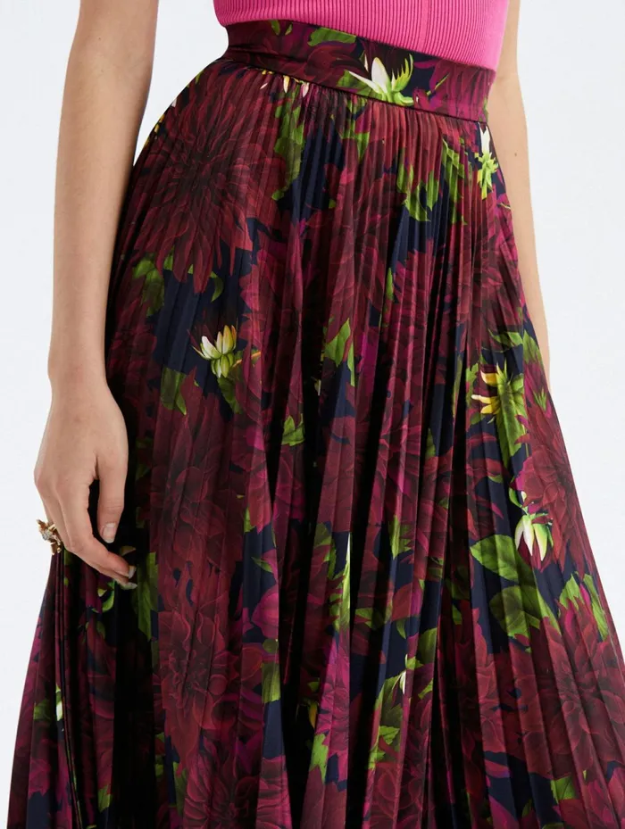 Women Pants and Skirts Oscar De La Renta Pleated Dahlia Jersey Skirt Burgundynavy Women Pants and Skirts Oscar De La Renta Pleated Dahlia Jersey Skirt Burgundynavy
