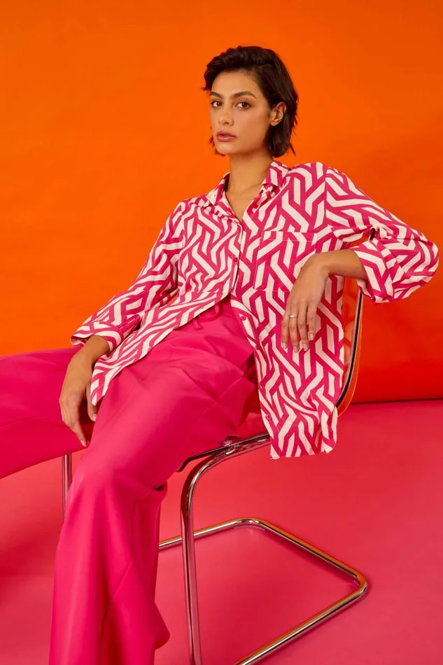 Women Pink Geometric Print Longline Shirt Roman Tops