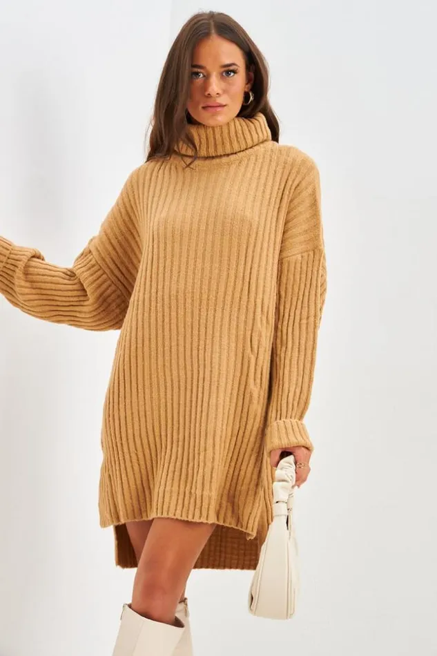Women Robe Pull Courte En Maille Camel Col Roul Camel Brentiny Paris Sweaters and Sweatshirts
