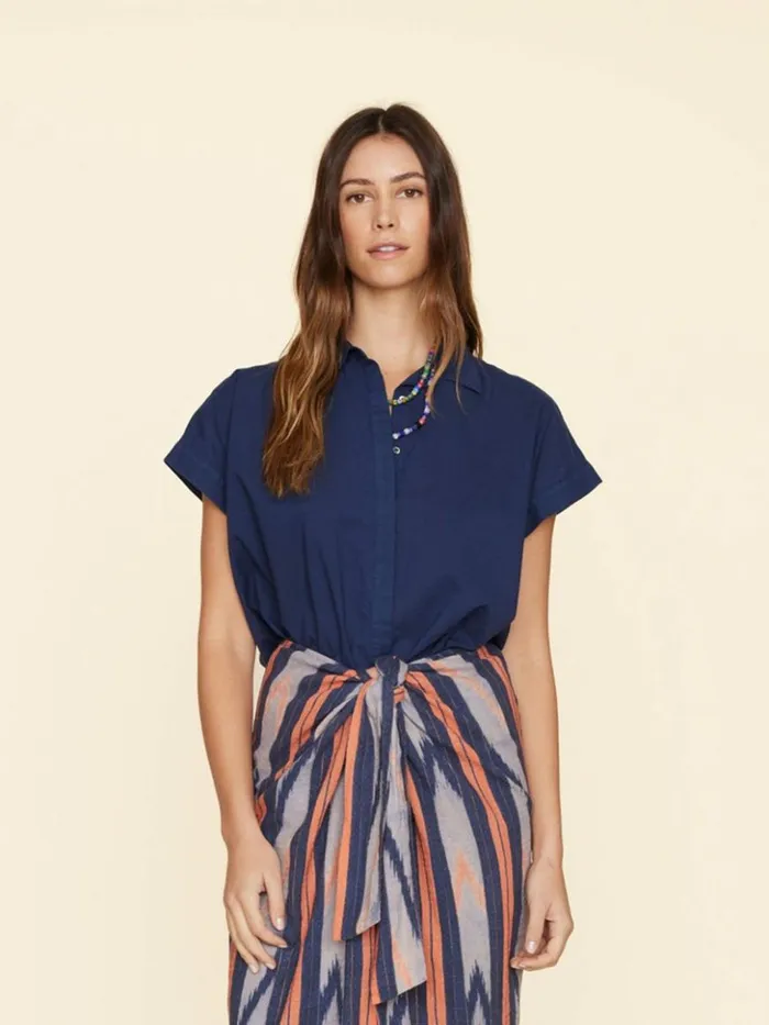 Women Shirts Xirena Navy Homer Shirt