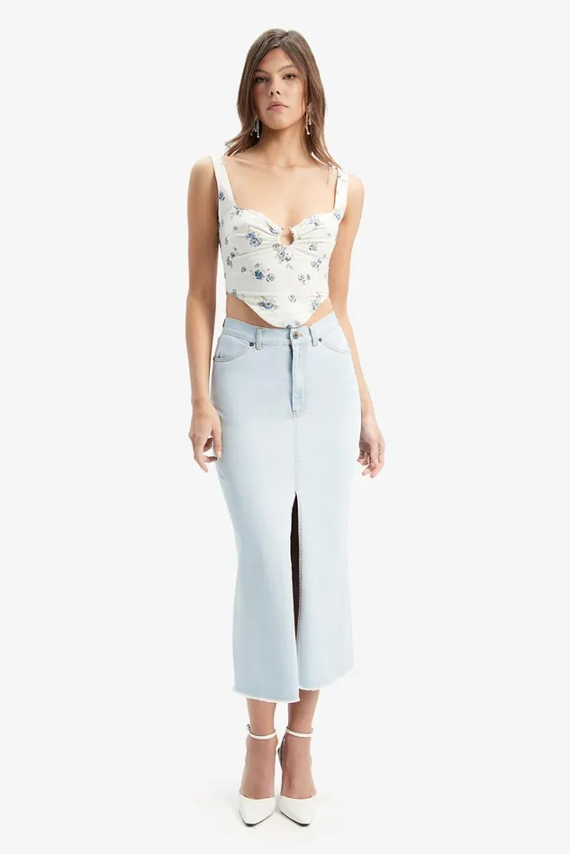 Women Skirts Bardot Lui Mid Rise Denim Maxi Skirt In Light Denim Light Denim
