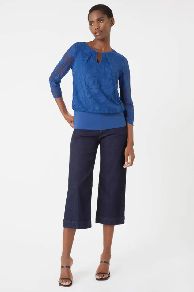 Women Textured Floral Print Blouson Stretch Top Roman Tops