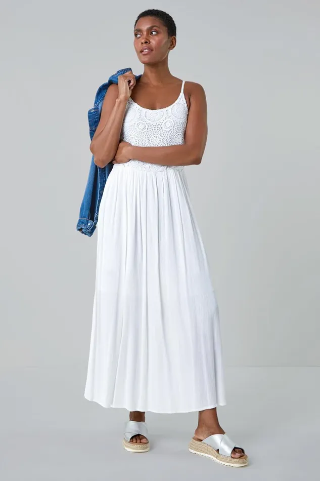 Women White Lace Bodice Shirred Midi Dress Roman Dresses