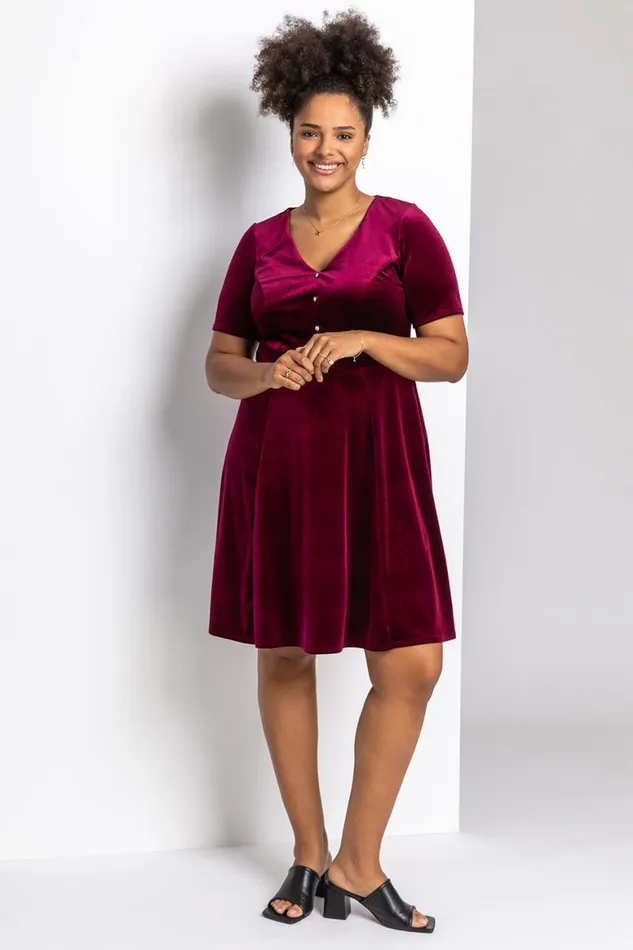 Women Wine Curve Diamante Button Velvet Dress Roman Dresses