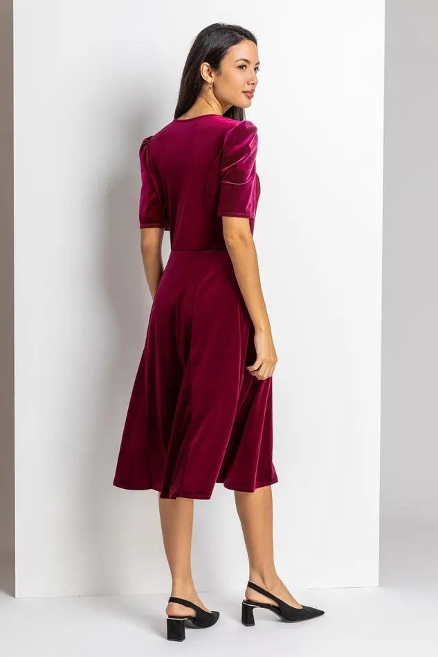 Women Wine Velvet Button Detail Midi Dress Roman Dresses