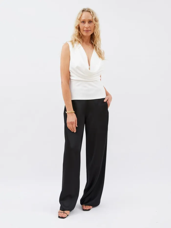 Women Wynn Hamlyn 8211 Dianne Slip Top In Ivory The UNDONE Tops