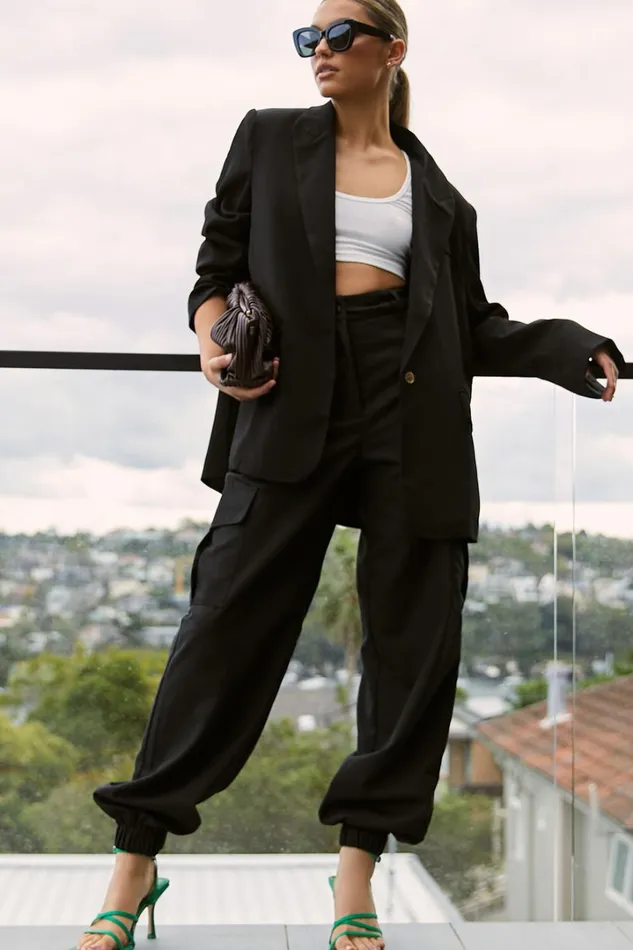 Xyriel 8211 High Waisted Utility Style Cargo Pants In Black Women Showpo Pants