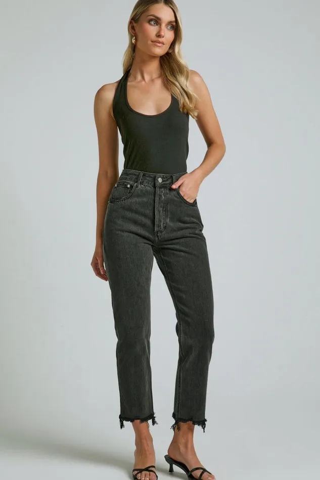 Zelrio Jeans 8211 High Waisted Recycled Cotton Cropped Denim Jeans In Washed Black Women Showpo Jeans